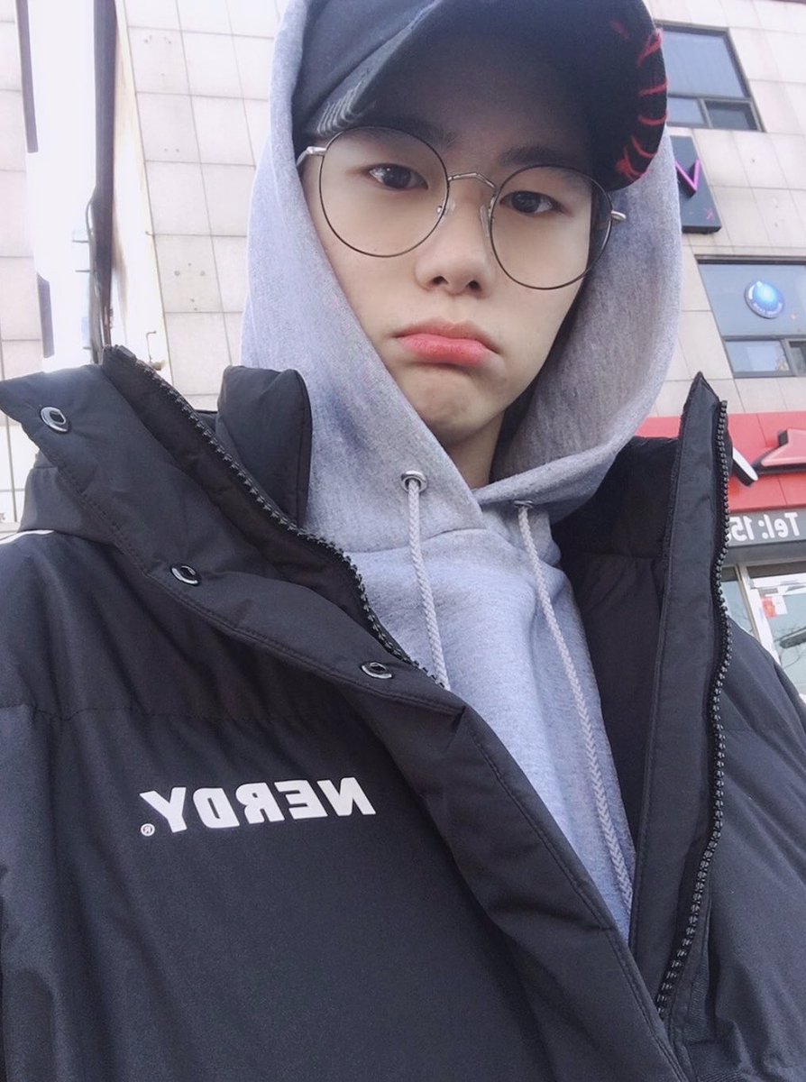 Seungsik pouting: a devasting thread