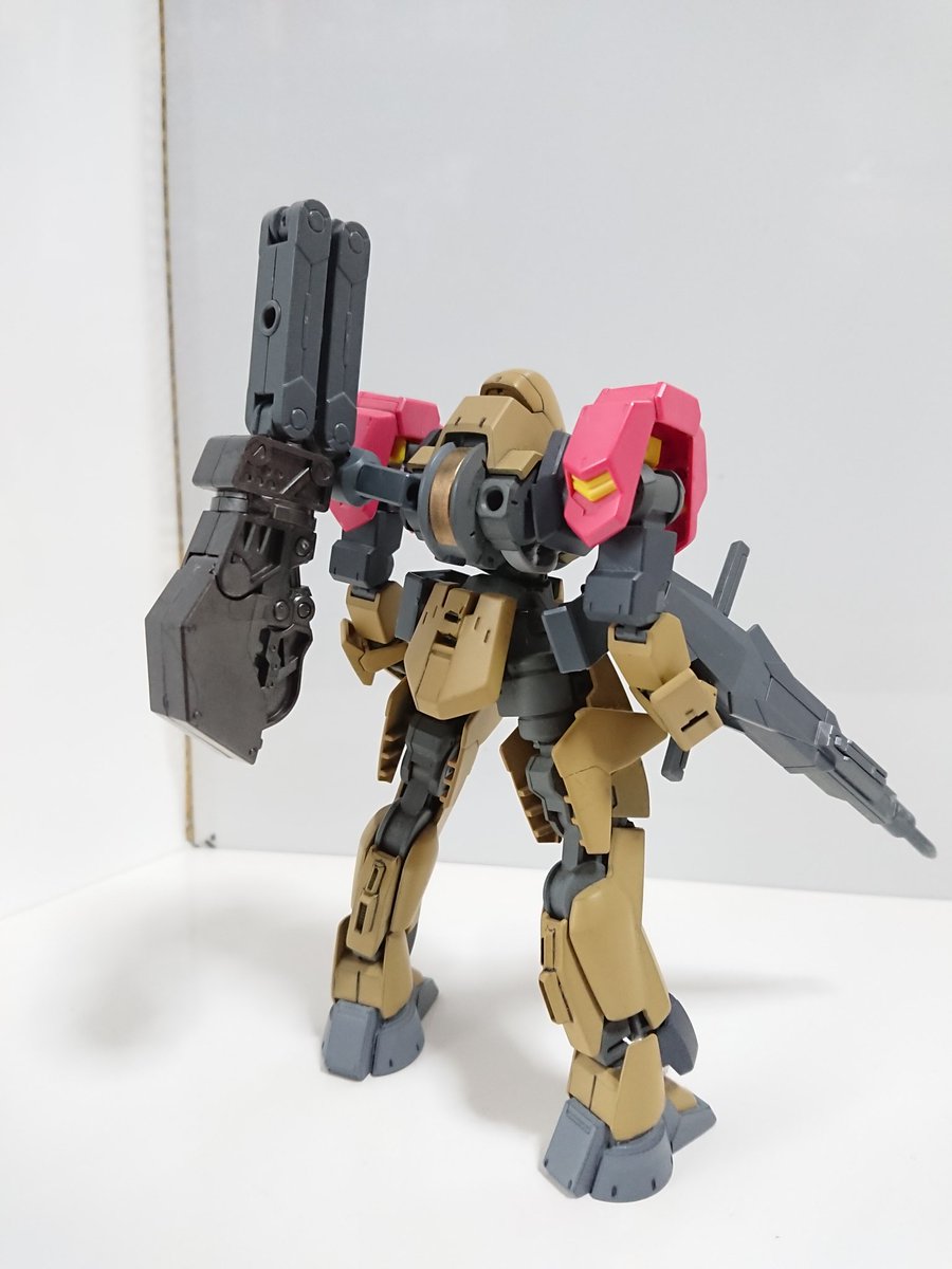 なまこまる Na Twitteru アイマスオールガンダムプロジェクト 藤本里奈イメージ機体作成中 コンセプトは重機を意識しつつ鉄血本編にも出てきそうやつ 武装も工事で良く見るあれ 名前忘れた とショベルアーム後スコップかツルハシを作る予定