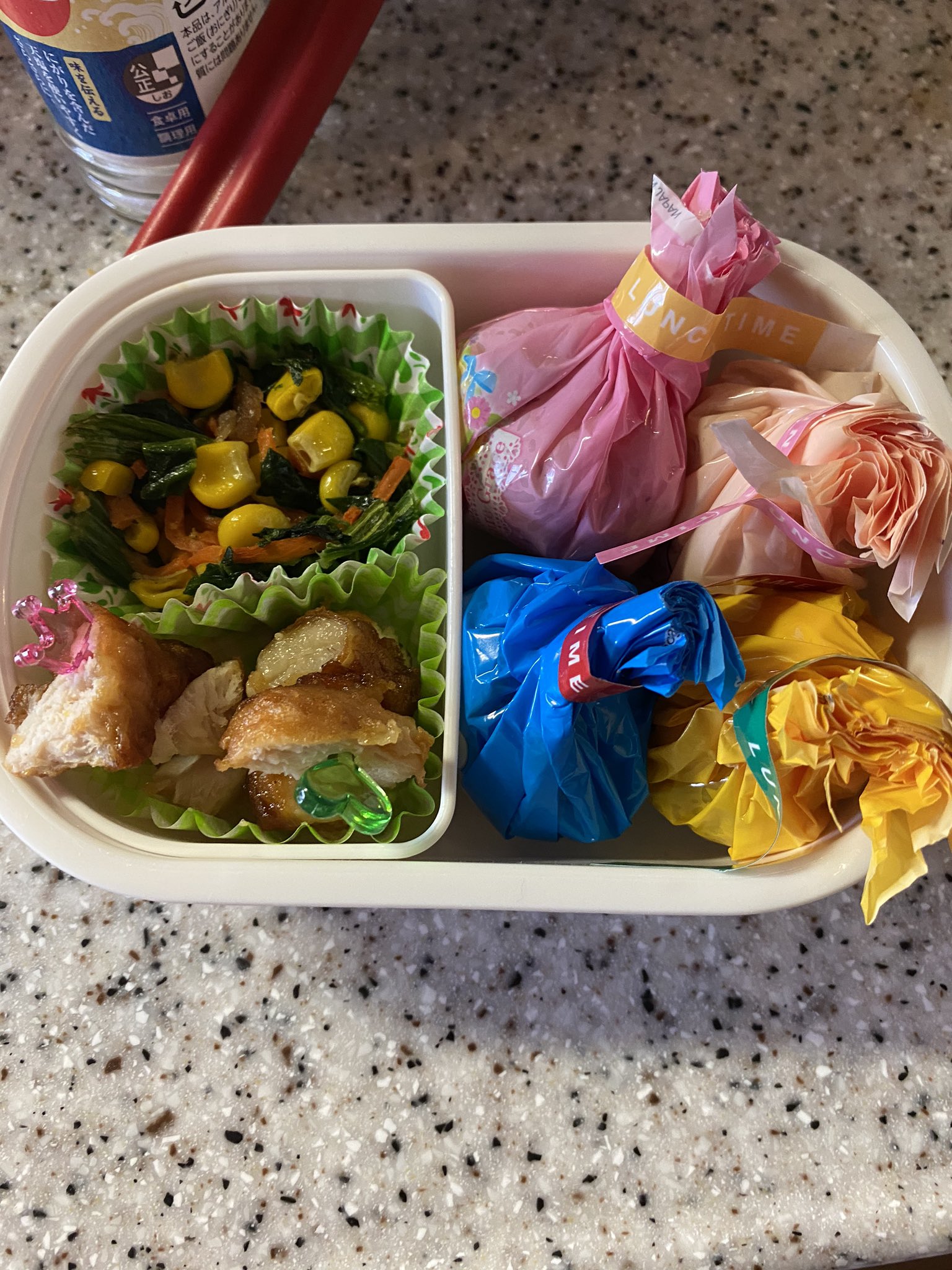 ボンゴレ大好き 子供のお弁当 幼稚園 預かり保育 お弁当記録 冷凍食品 おにぎりラップ 夏休み T Co Bssjkr2egr Twitter