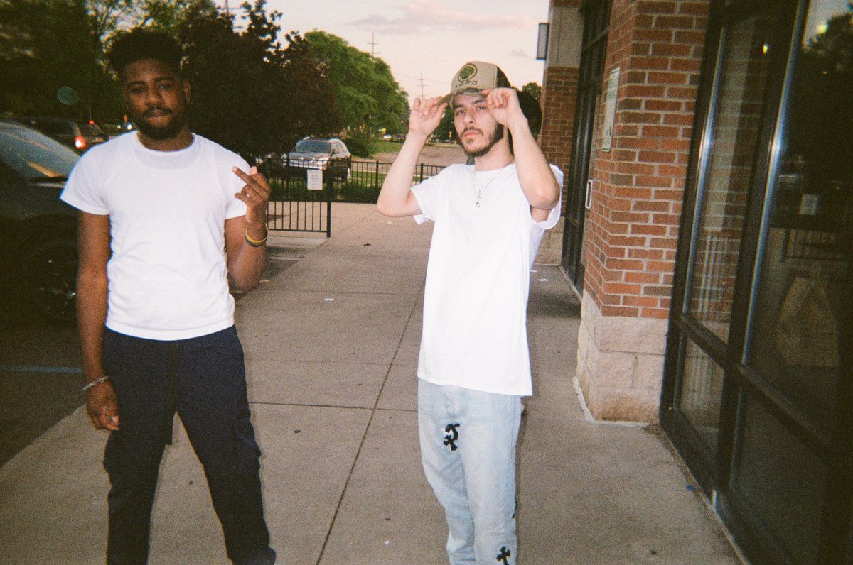 freebxllwill's tweet photo. new music?? ep?? visuals?? nah https://t.co/vVod7k4OmW