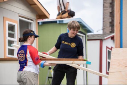 cryaaxche's tweet photo. Agosto es el Mes de la Membresía y el Desarrolo de nuevos clubes. Es el momento prefecto par celebrar y reconocer la increíble labor de los rotarios y rotaractianos de todo el mundo. Comparte el don de Rotary recomendando a un socio potencial en https://t.co/i0fp8XPhbD https://t.co/tVwVIEDsOt