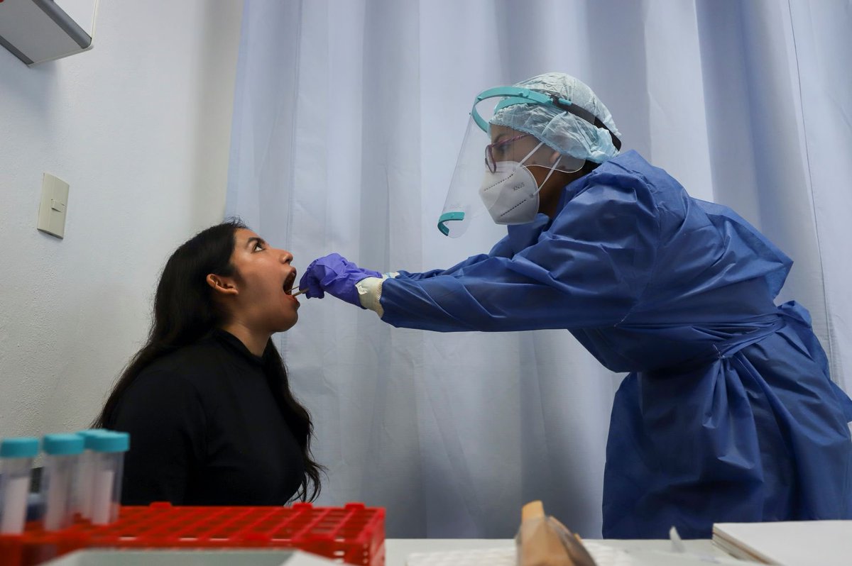 DraTereGasca's tweet image. Hoy inauguramos  la Clínica de Atención Integral COVID UAQ, un proyecto único a nivel estatal y nacional, cuyo objetivo es ofrecer servicios de detección del virus SARS CoV-2, prueba de anticuerpos, monitoreo e intervención nutricional, seguimiento clínico y rehabilitación