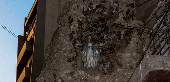 web_pastor's tweet photo. Se acuerdan de la explosión en Beirut el pasado 04.08.2020? Pues 2.700 toneladas de nitrato de amonio debastaron una ciudad pero no se atrevieron a tocar una imagen de la #VirgenMaría que ahora es un gran signo de esperanza para los libaneses #prayforlibano https://t.co/ttC7rSXK84