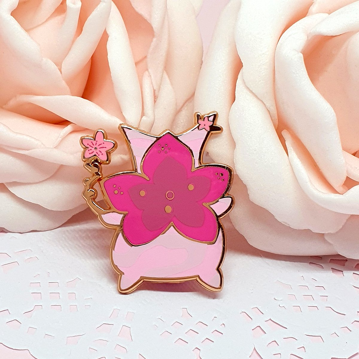 heartflowerAU's tweet image. LAST DAY of summer sale! 40% OFF on all shop items 👉 follow link in bio 🥰🌸

#heartflowerdesigns #enamelpins #pinsale #pindiscount #summersale #pincommunity #pinstagram #sailormoonpins #pokemonpin #zeldapins #botwpin #pinsofig #pastelpin #cutepins #pinobsessed #pincollector