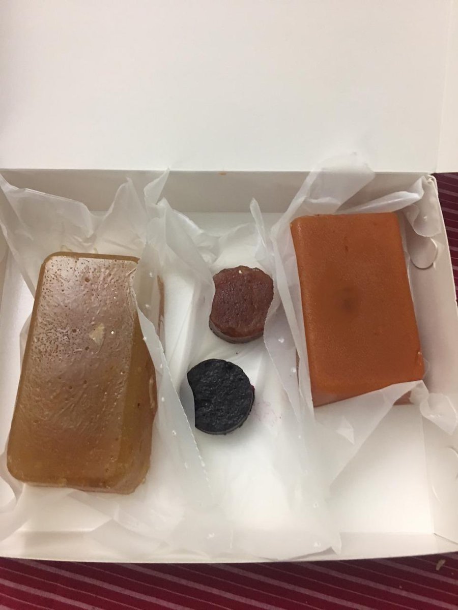 sebasmack's tweet photo. Tremendos productos de @Lasucrerieba . Y una presentación diferente. 👏🏻👏🏻👊🏼 https://t.co/jNlP3VjG8m