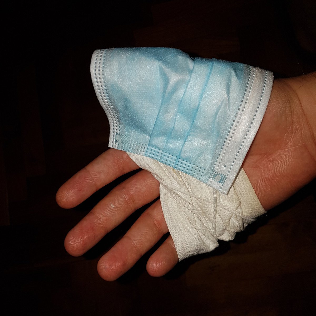 SoltColt's tweet image. I am Edward facemaskhand! (I cut it and my first aid kit was empty)