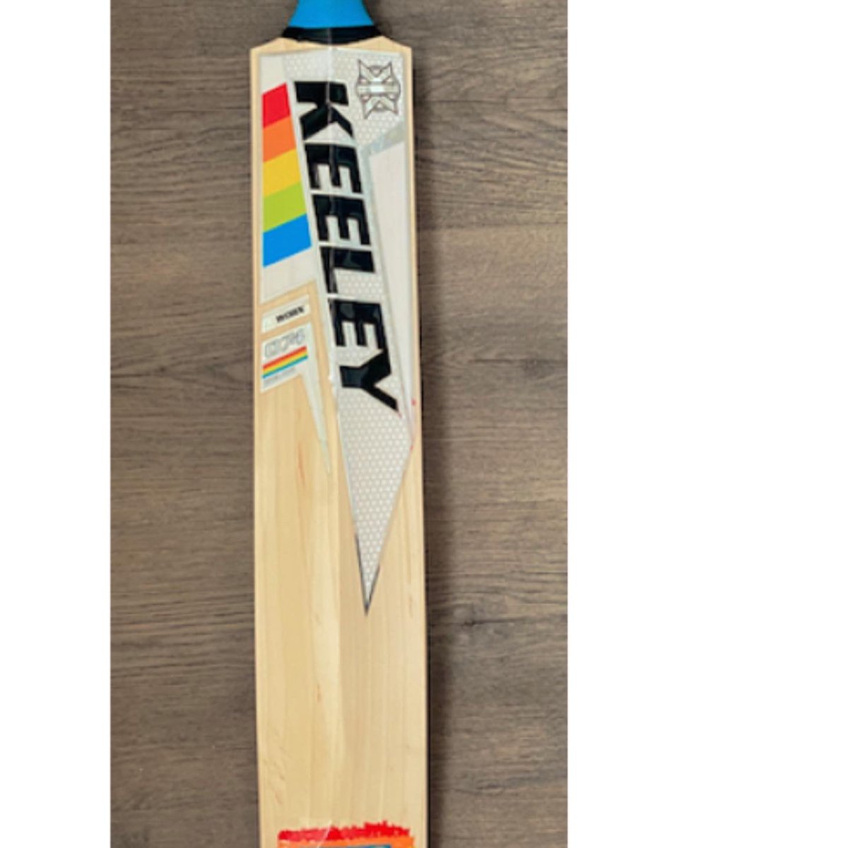 SHSportsltd's tweet photo. Don’t miss your chance to win one of the last Keeley NHS edition bat for this season..grab your tickets before prize draw tomorrow evening.     https://t.co/54EAWMleK2 #crickets #beats  #nhs #uk https://t.co/RbfEF5rXqY