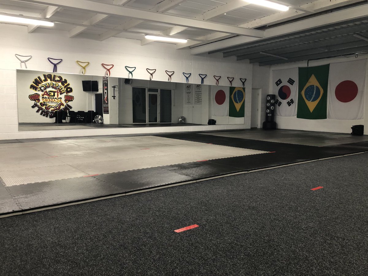 Awesome start to the week ... both with classes at TGA and also Online ... we are super excited for this week <a href="/DamianGlasheen/">DamianGlasheen</a> <a href="/tga_mr/">MrBelcherTGA</a> <a href="/TGA_MissPowell/">TGA_MissPowell</a>