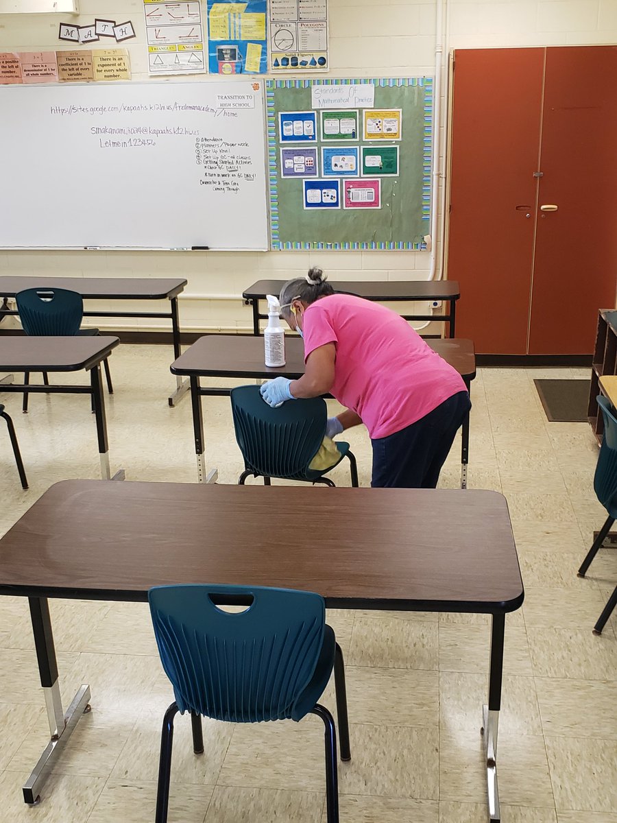 Principal_TJCox's tweet photo. I just wanted to give a shoutout to the great custodial staff at Kapaa HS who sanitized every desk and chair after every class today.  Our teachers are heroes everyday, and so is our custodial staff.  I only got pics of a few of them, but we appreciate all of them! @paulzina https://t.co/ONwm0m7Tu6