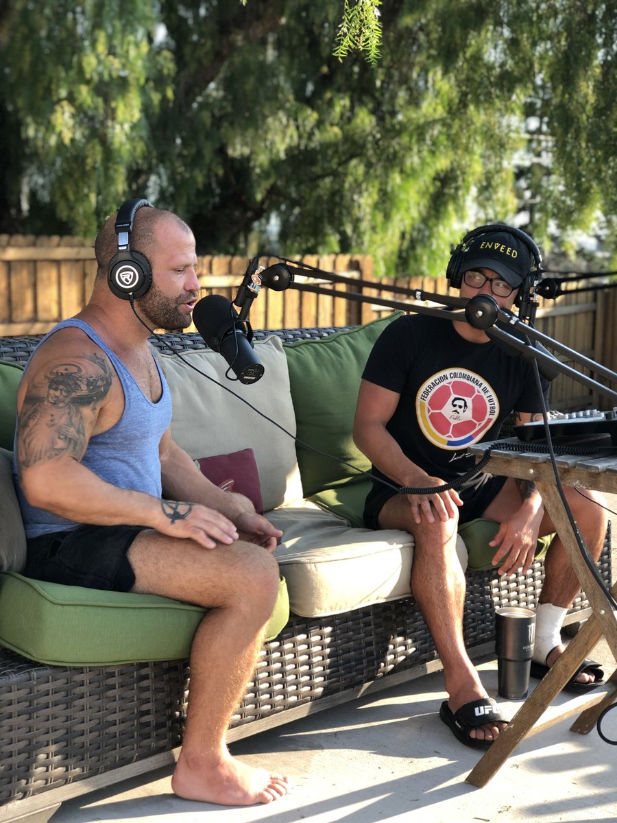 podcast_getting's tweet photo. The Uncomfort Zone

#GettingUncomfortablePodcast https://t.co/qIgnyJYheg