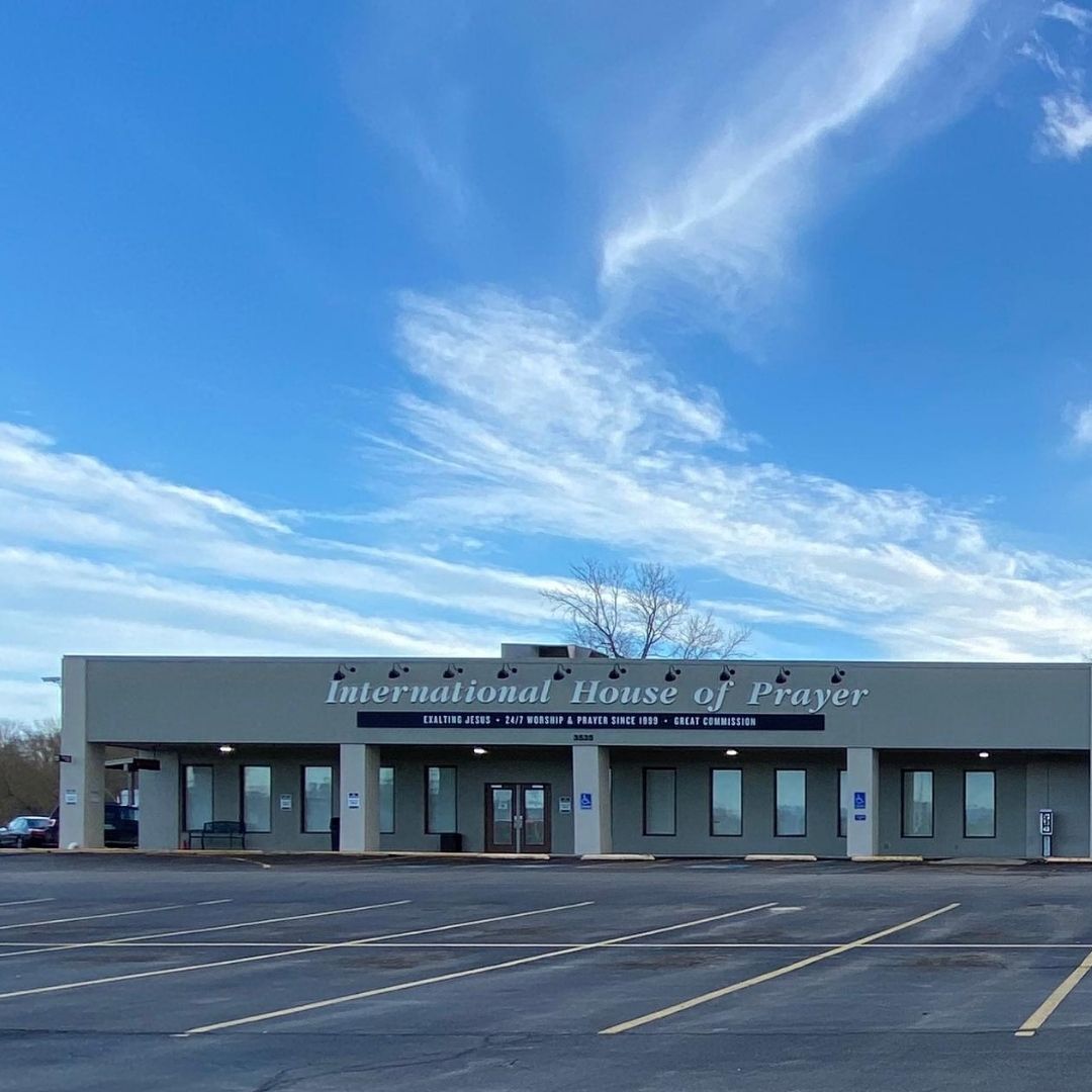 ihopkc's tweet photo. “The Lord bless you and keep you;
The Lord make His face shine upon you,
And be gracious to you;
The Lord lift up His countenance upon you,
And give you peace.” 
—Numbers 6:24–26 https://t.co/nIlceAQQp9