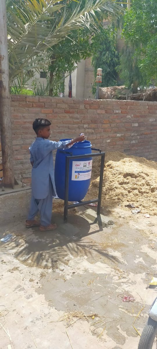 TrachomaHyd's tweet photo. Sindh Institute of Ophthalmology &amp; Visual Sciences Hyderabad in partnership with CBM International under their Pakistan Trachoma Elimination Project has installed 10 public dustbins during awareness week in District Kamber Shahdadkot.

Because cleanliness is half of faith. https://t.co/m6Y1Dlwblj