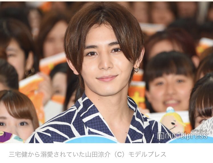 ryosuke_mo59's tweet photo. 山田涼介のネット記事の紹介シリーズ顔しかない https://t.co/zeLE8f0CcG