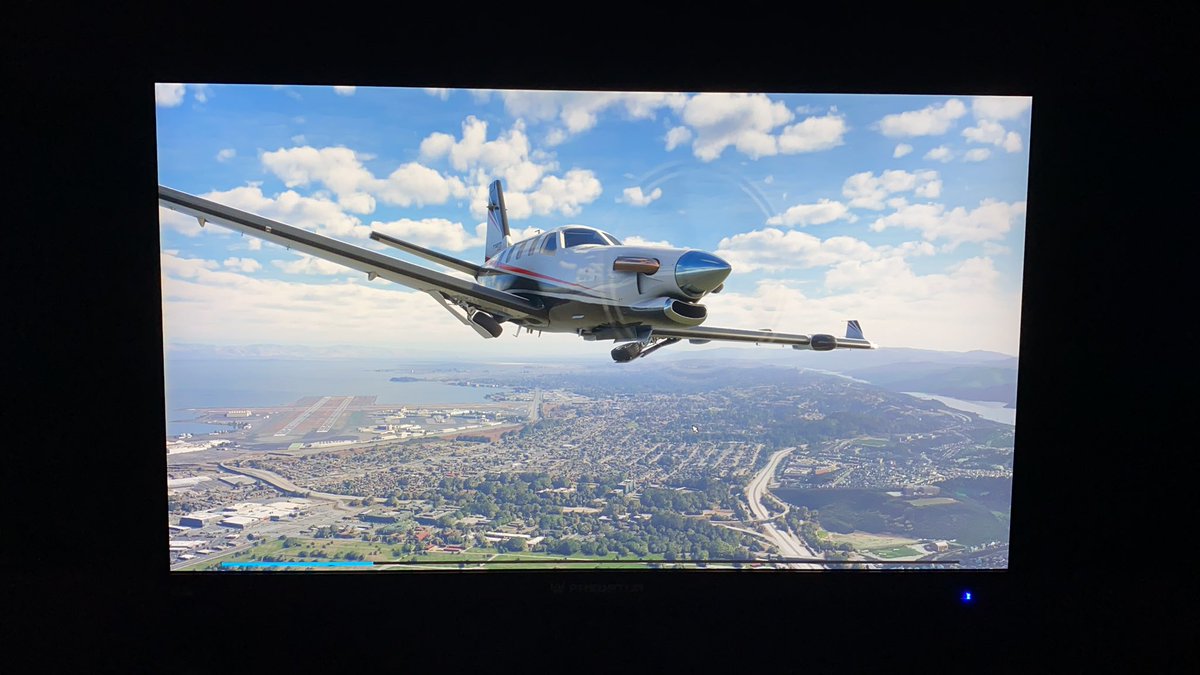 Mickyni111's tweet photo. Is this the correct loading screen? I see some people with "content manager". I want to go to sleep but don’t want to wake up in a few hours not realising I didn’t press a button @AsoboStudio #msfs2020 #FlightSimulator2020 https://t.co/NGry0KwZqD