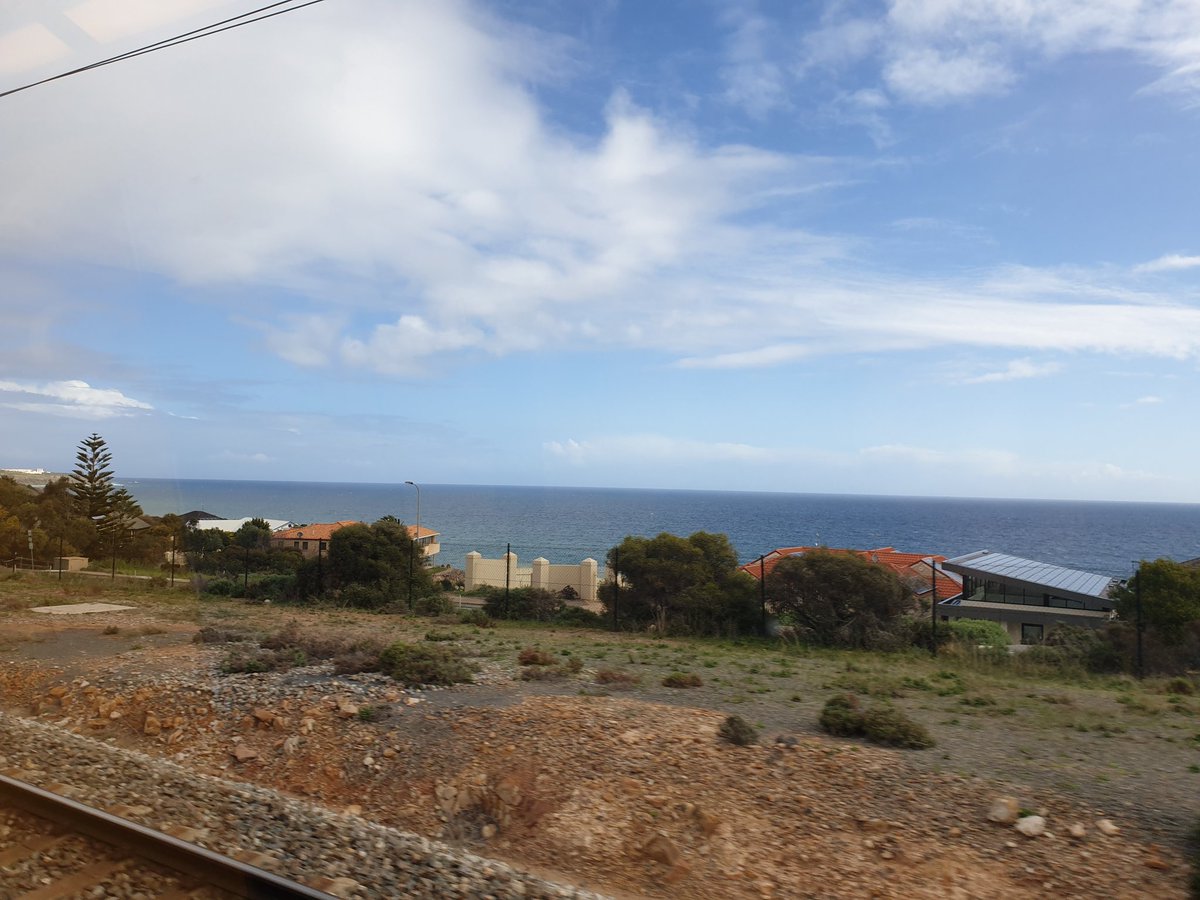 Badron88's tweet image. My view on the way home from uni.