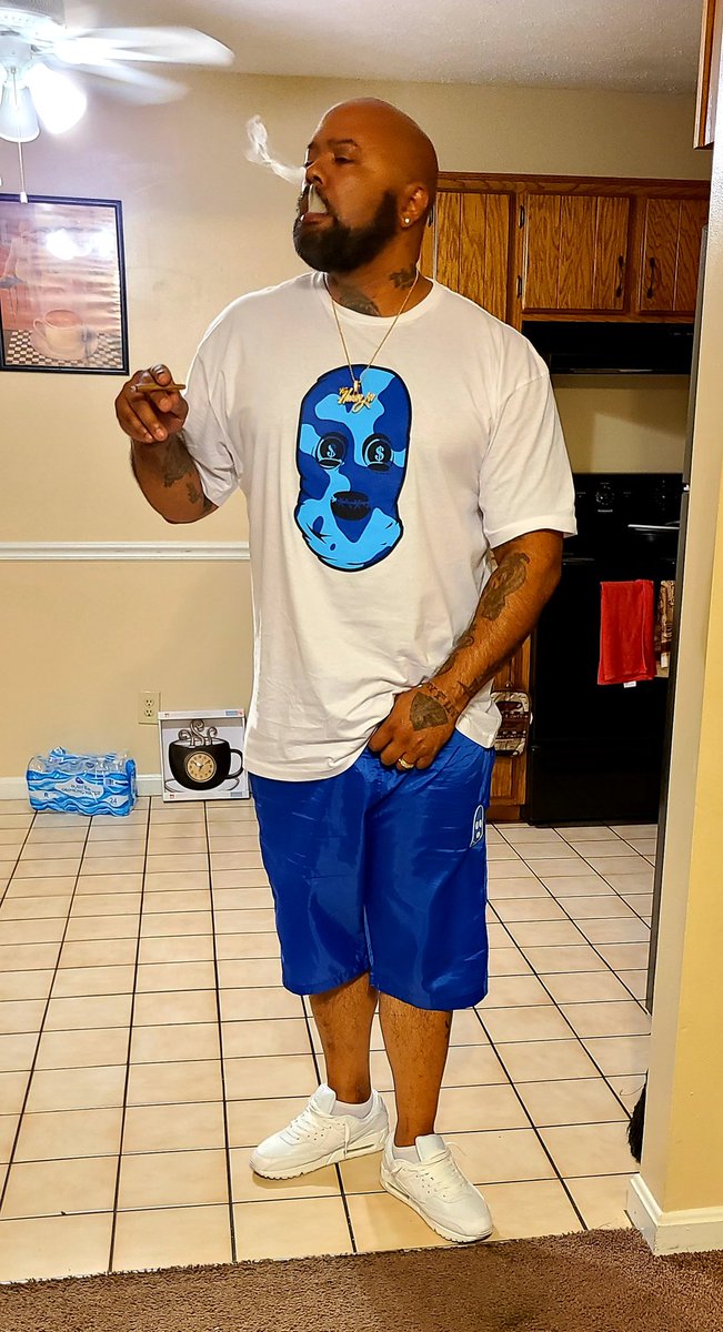 thahomiejai's tweet photo. MOOD LIKE A MUTHAFUCCA!
🦈⛽💰🎵 https://t.co/bW2d1w742g