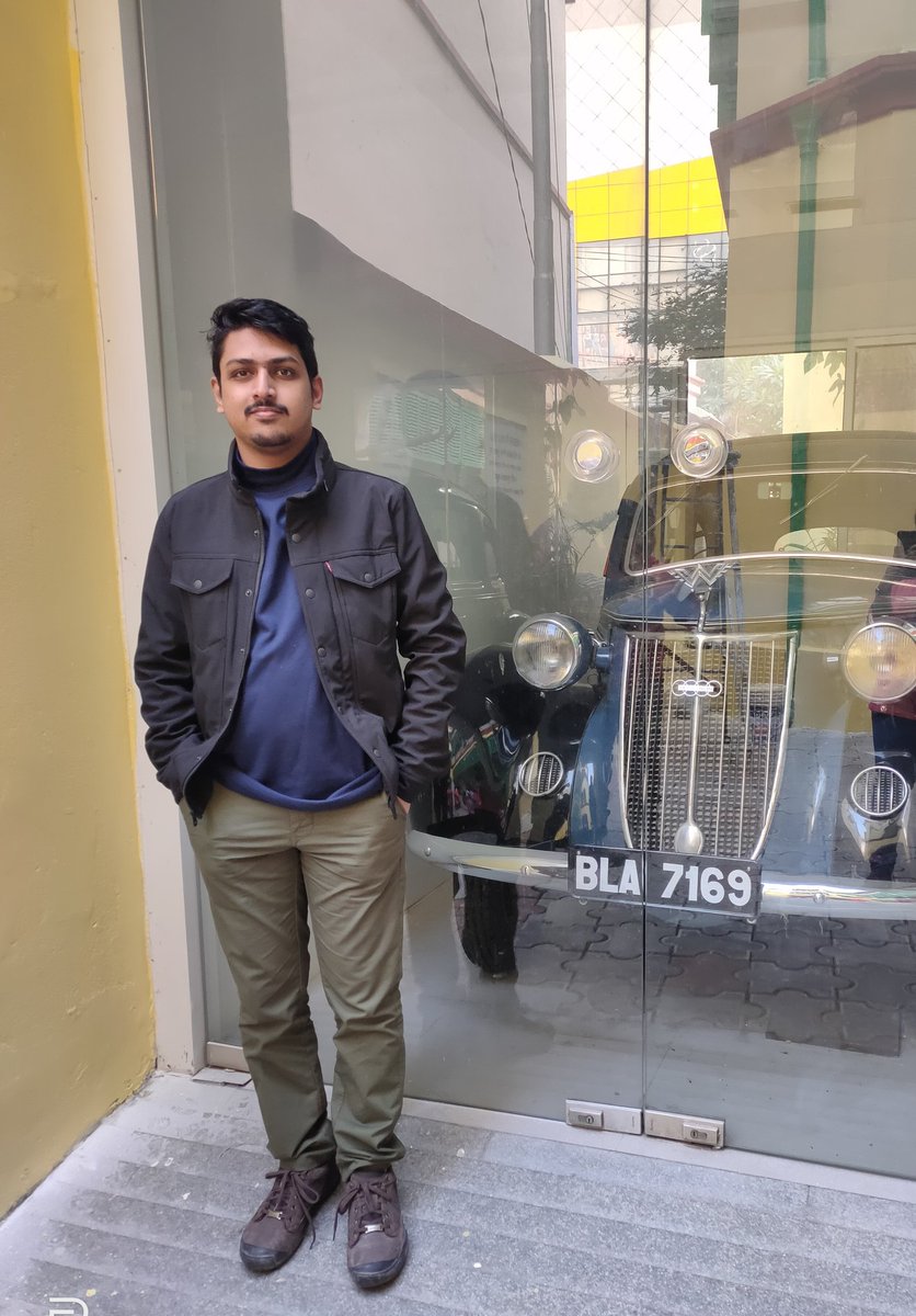  #FunFact,the 4 rings on Audi actually represent the 4 makers that together formed the AutoUnion(the immediate predecessor of Audi) -Audi,Wanderer,Horch & DKW. Audi has helped in restoring the car to its 1941 form,displayed in Netaji Bhavan,Elgin Road,Kolkata #SubhashChandraBose
