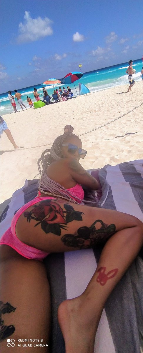 yosoyMiaQueen's tweet photo. Mis amores le tengo regalo privado💦a todo el que me ayude con un RT en este post de #summerloverfans 😈😈😈 y subscribete a mí  @LOVERFANS__  para ver mis videos en pareja 🤭 https://t.co/VlKA7XoeEP
