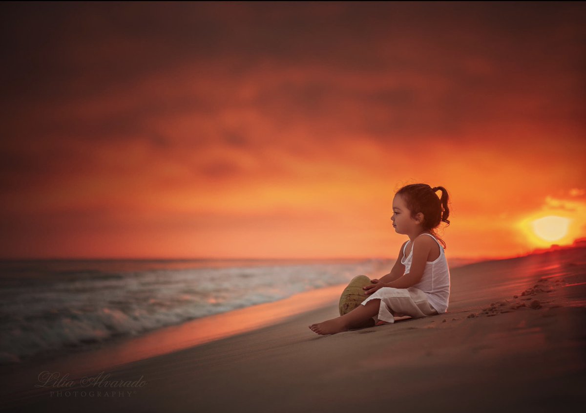 ramblingsloa's tweet photo. I wish I could show you
When you are lonely or in darkness
The astonishing light of your own being.

Hafiz of Shiraz
📸 Lilia Alvarado https://t.co/Qz65JSVbVj