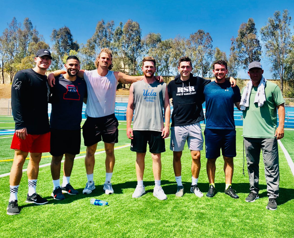 BoNavarro's tweet photo. Awesome work by the squad!
Ready - ready!
#NovakKicking #ASFG #AlwaysStrivingForGrowth
____________________
@8nicknovak @huntcanpunt @theDEbbz @AZKicking #CodySmithFitness #JJMolson #TylerNewsome https://t.co/u2707lXOjr