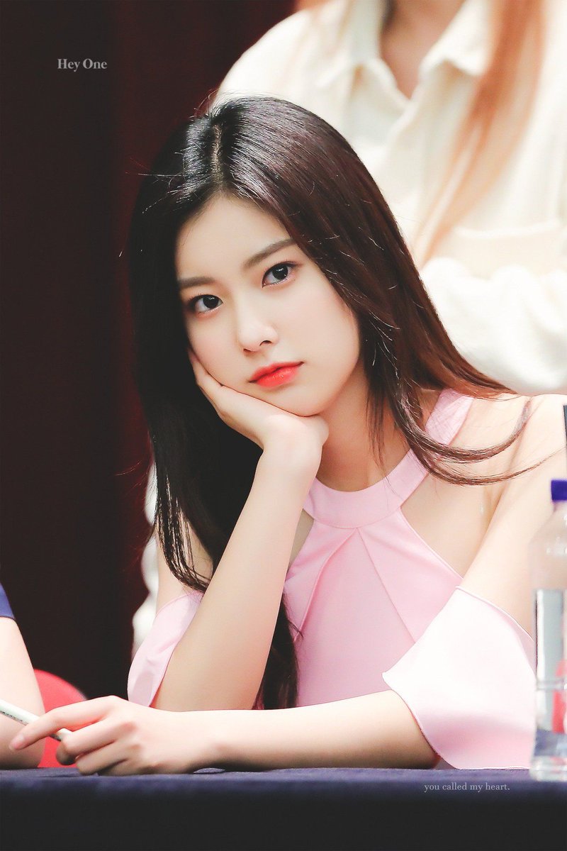 Hyewon or Soyeon