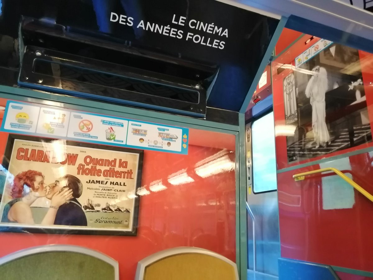 CLittleJean's tweet photo. @RERD_SNCF C'est quand même trop bien quand tu es à l'heure #RERD et qu'en plus tu es décoré 😍 ça donnerait presque envie de faire le voyage pour rien 😉 https://t.co/1cePODQ8uA