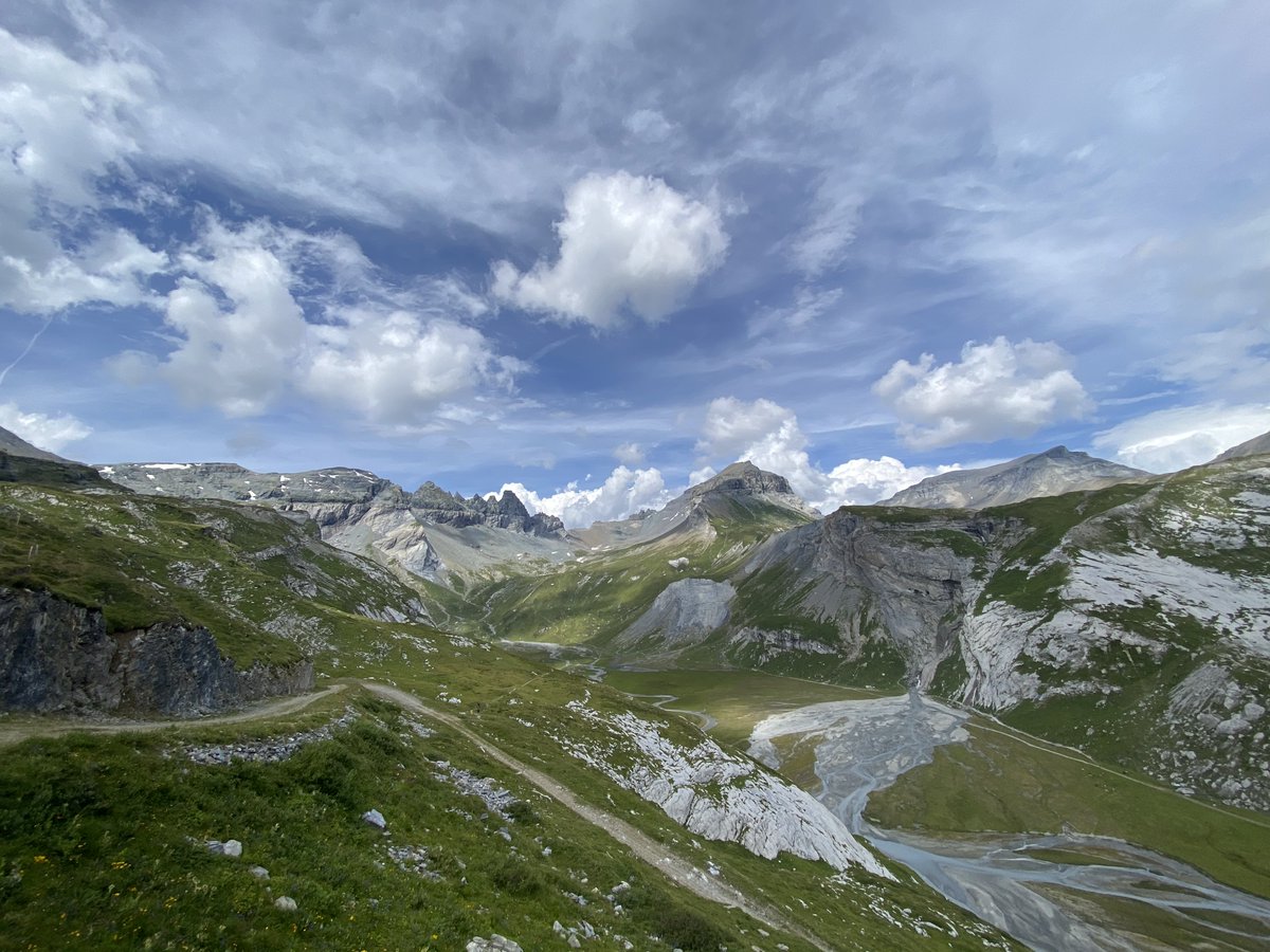 robbertd's tweet image. Grauberg, Flims, Switzerland.