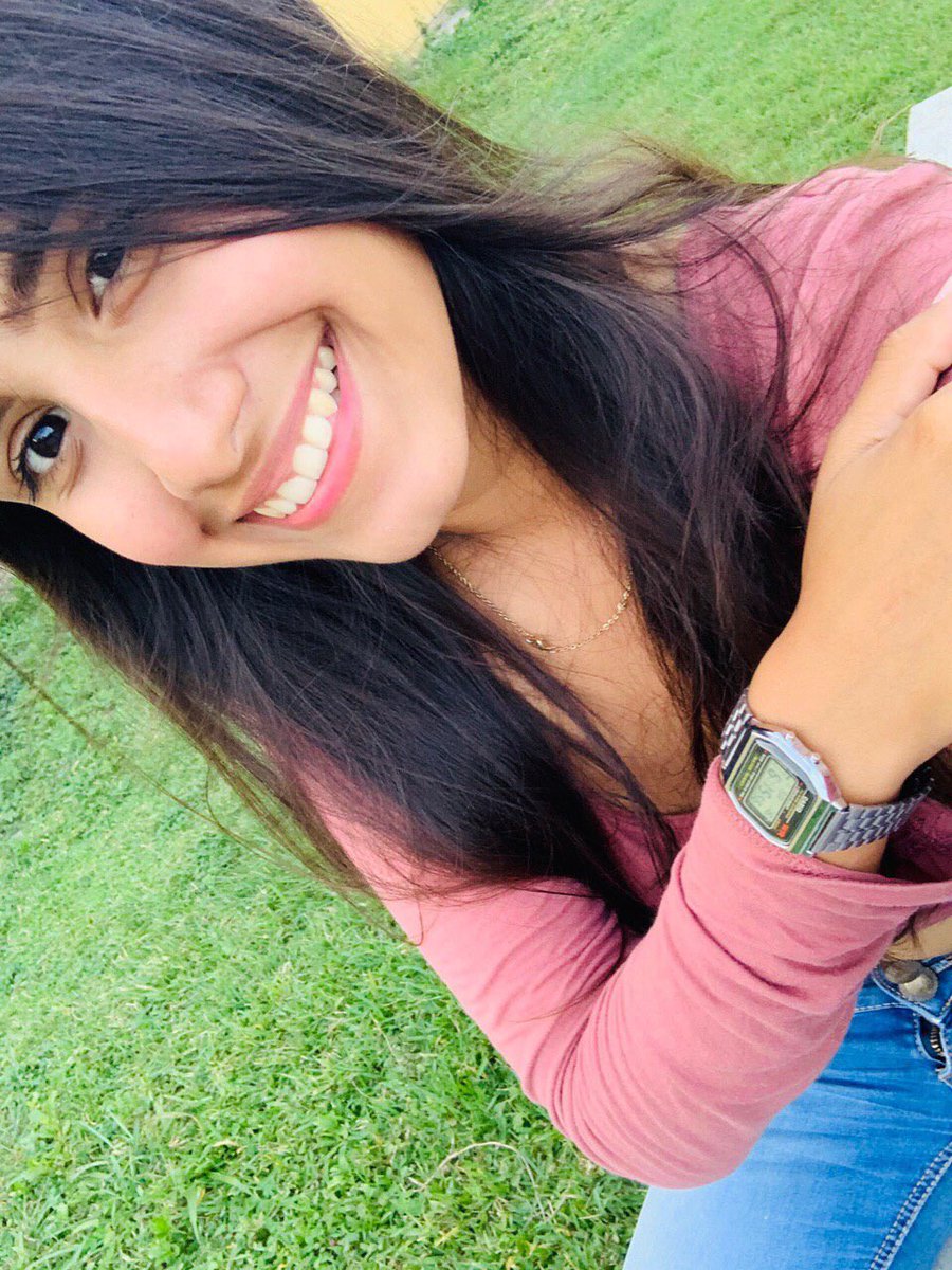 Poncornio19's tweet photo. Brilla por ti misma, te lo mereces💖 https://t.co/nTeUCcXHna