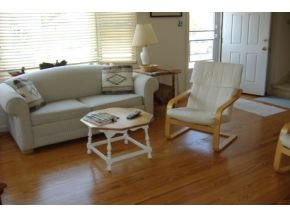 OCEANSIDE, 4 BEDROOM CAPE COD #LBI #VACATIONRENTAL LOCATED JUST 3 HOMES FROM THE BEACH. LARGE 1ST FLOOR MASTER BEDROOM &amp; 3 BEDROOMS ON 2ND FLOOR. HUGE 2ND FLOOR DECK. INFO mancinirealty.com/rental.php?id=… 129 E South 32nd Street, Beach Haven Garden <a href="/MANCINIREALTY1/">Mancini Realty</a> #LONGBEACHISLAND