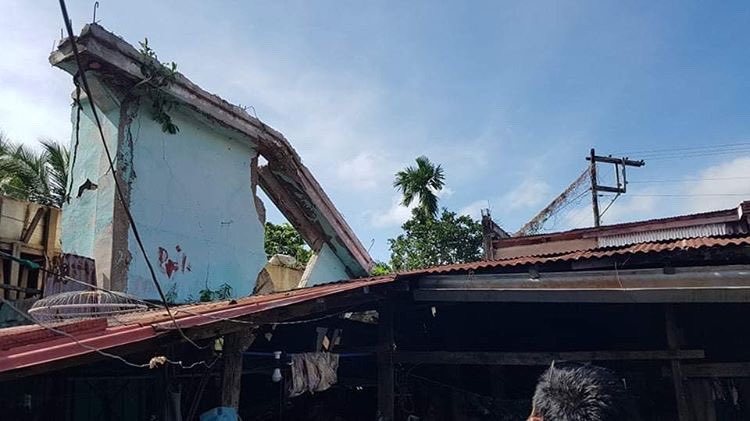 WinKatuiTw's tweet photo. [請轉發］今早8:30 菲律賓瑪斯貝特島地區(Cataingan Masbate Province of the Philippines)發生規模6.6(已下修)強震 造成許多房屋損毀

請大家幫忙轉發 @WinMetawinUnite 貼文 

若您有Paypal也可參與捐款💚🐰

���中翻譯在下方貼文👇🏻

#winmetawin #snowballpower #WinKatuiTw #WinMetawinUnite https://t.co/m3vyvRIlcK