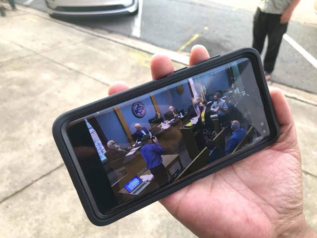 acrider's tweet photo. Last night, anti-racist protesters in Graham marched from the Confederate statue to the Alamance commissioners meeting where they chanted outside and watched online as Amy Galey and Sheriff Johnson had one of the scheduled speakers representing them arrested. https://t.co/dILocLW3dT