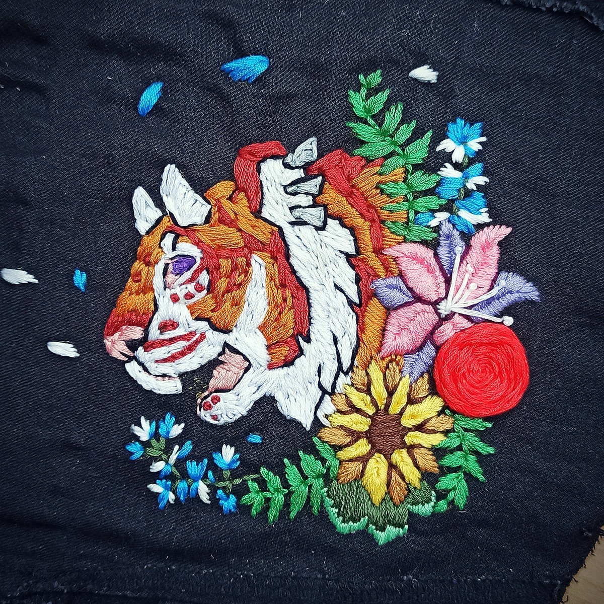 Sth different than usual! Finished this quite a while ago
My first time trying embroidery! Some flowers and my OC Cas. A few mistakes here and there, but I learned a lot while doing this
#embroideryart #ebroidery #embroideryflowers #emrboideryart #tiger #handembroidery #artwork