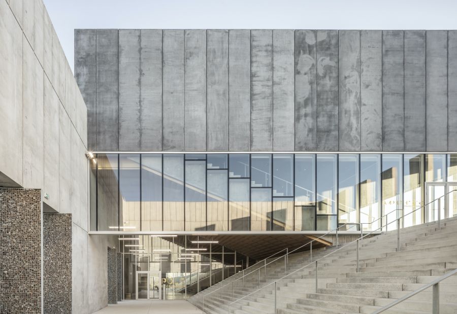images_archi's tweet photo. 🏛 Maison du technopôle à @villedesaintlo (50) par #Randja Farid Azib Architects
🗝 @SaintLoAgglo
📸 Luc Boegly https://t.co/ZyBlpRj1uX https://t.co/fsk9NT72ay