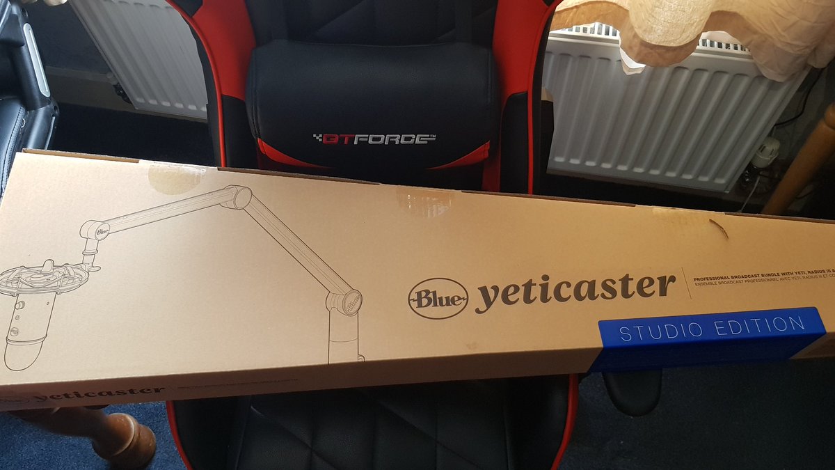 BaxterPlayz77's tweet photo. Its finally arrived #blueyeticaster #Minecraft #YouTuber #TwitchStreamers #TwitchFam https://t.co/WO79rIar7i