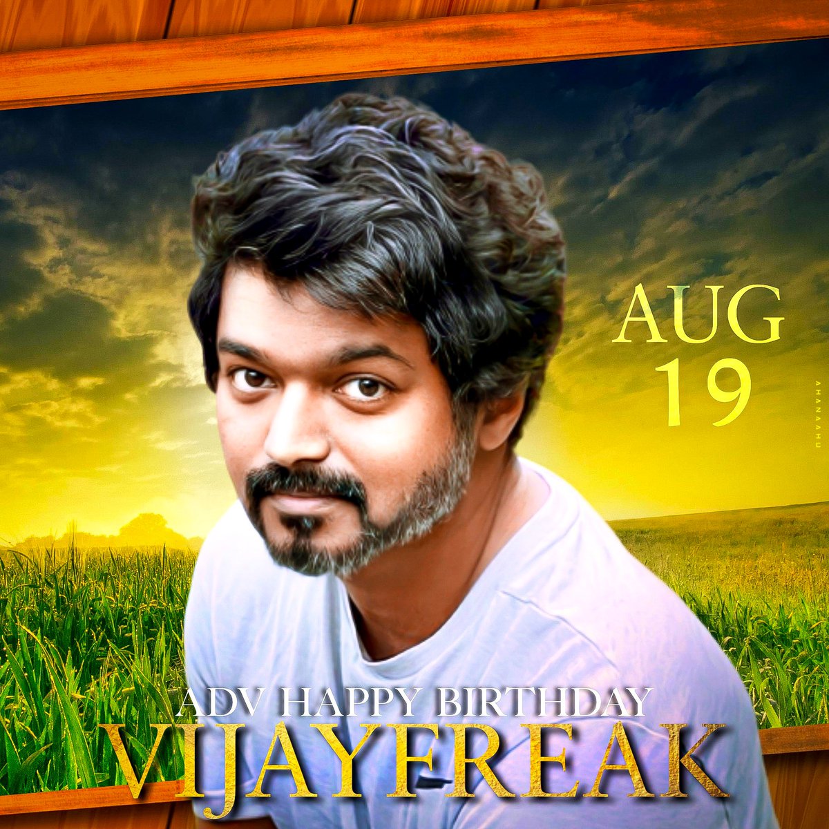 Vijaylashz's tweet photo. Advance Happy birthday Machaa @VijayFreakOff 😁🤗😍
Seekram gift anup enaku 🏃🏃😂
Periya periya Designer kiteyellam ketu design panirku 😁😝
#HBDPandi #Master || @actorvijay https://t.co/GYwvTfzFgT
