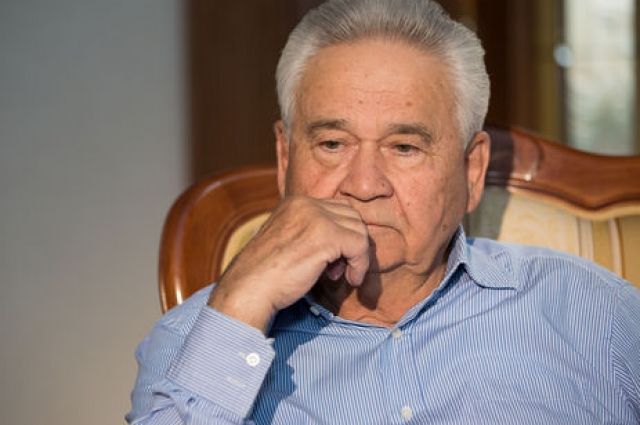 Зеленський указом ввів у ТКГ експрем'єра Фокіна pravda.com.ua/news/2020/08/1…