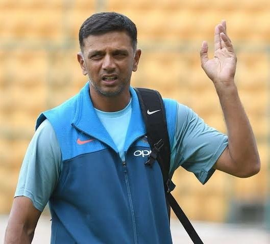 EA sports 2011 Squad has officially retired.Here's a thread of their pic with Meme template.