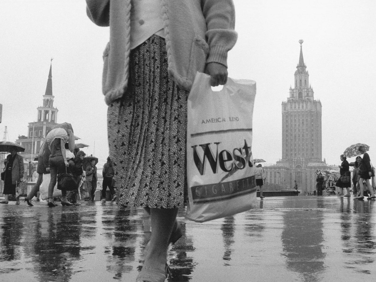 Мультимедиа Арт Музей представит девять выставок 5 сентября. Экспозиции подготовлены в рамках «Фотобиеннале-2020». Открытие приурочено ко Дню города Москвы.

diletant.media/news/45292569/