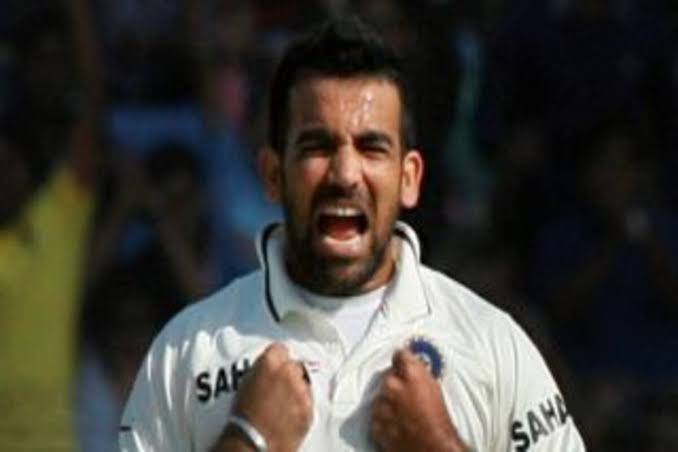 EA sports 2011 Squad has officially retired.Here's a thread of their pic with Meme template.