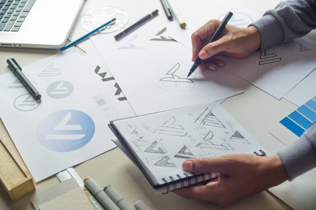 themediaranch's tweet photo. Simplicity, recognisability, and familiarity all go together hand in hand. When a logo is too busy and intricate, it can become impractical to work with and inhibit the brand’s memorability.

howdy@themediaranch.co.uk / https://t.co/yRQPKaySrL

#logo #branding #design #business https://t.co/Mh43d48hKD