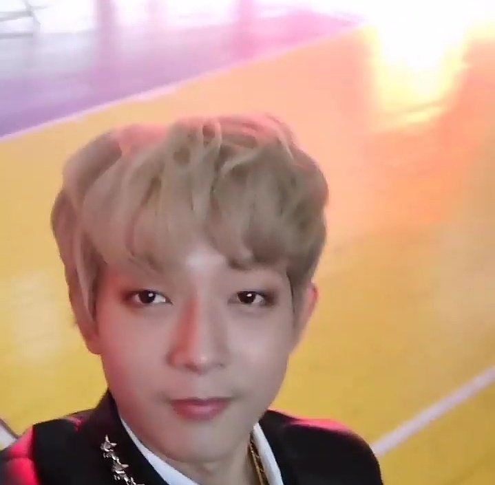 jaysonlee_18's tweet photo. YATO MV BTS. Keep on streaming everyone! 💕

#jaysonlee
#1Stone 
#1stOneYATOChallenge 
#1stonedebut 
#1stoneyatomv 
#1stone_jayson https://t.co/qnjqlJgaYz