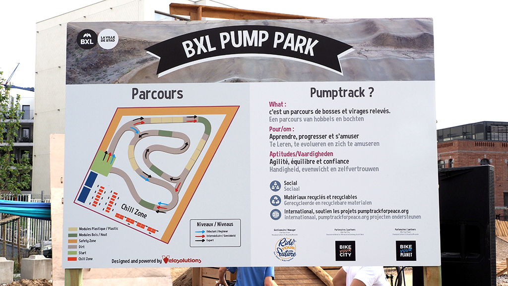 CityDevBrussels's tweet photo. Inauguration du premier pumptrack bruxellois 100% durable sur Greenbizz II à Laeken avec @BCadranel, @VilleBruxelles, VeloSolutions et Bikeyourplanet #sport #agricultureurbaine #redynamisationurbaine #occupationtemporaire 
#pourpetitsetgrands 
>> Infos: https://t.co/R9ucZAK3vJ << https://t.co/FFStmEXYUR