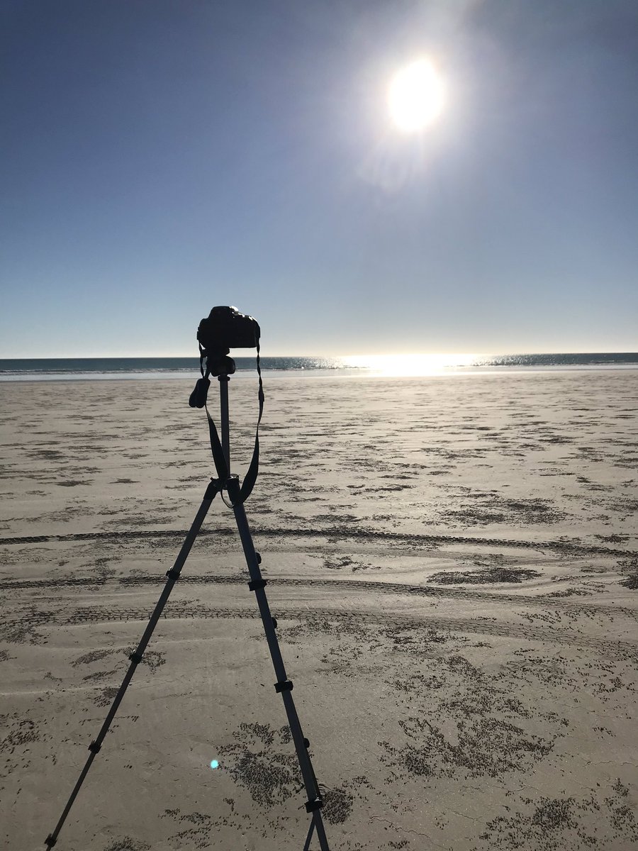 space_treasure8's tweet photo. Sunset 🌅 time lapse clips to follow ❤️🌞🙏🏼
#sungazing again!
#beachlife
#beachvibes
#beachedasbro https://t.co/UXzFbTSBfb