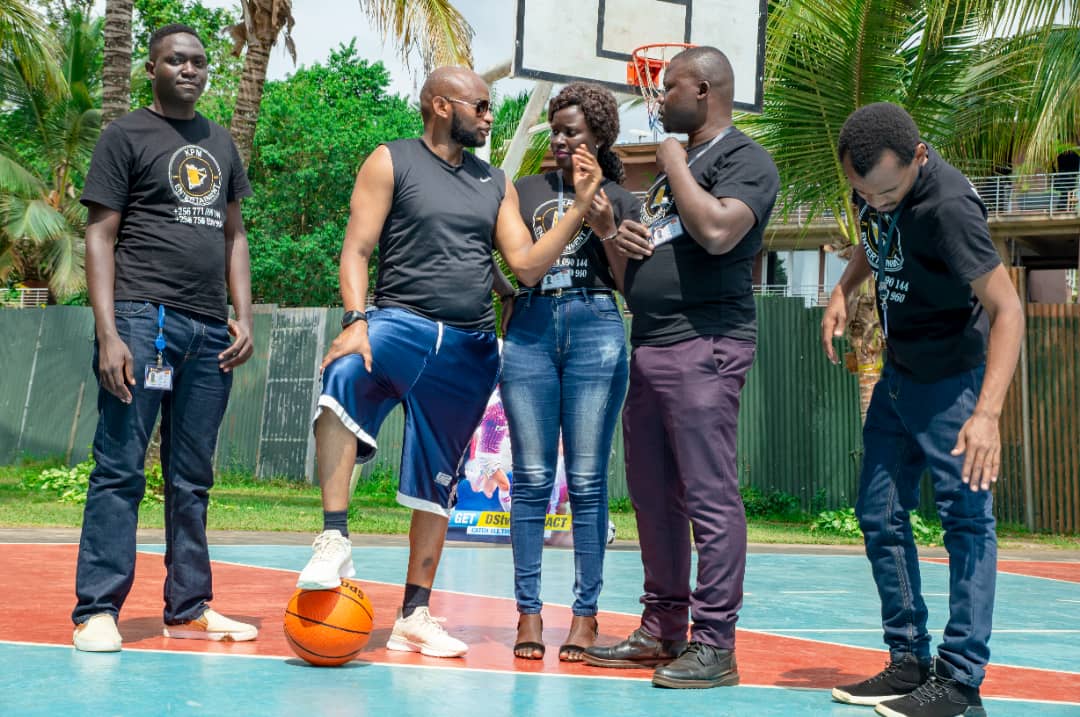 kumamprince1's tweet photo. Tommorow on
@nbstv #NbscinemaBlitz
don't miss
@EyaduNaomi with
@Patrickkwezi
3pm Unleashing
#BUSINESS_CLASS
NEW UGANDAN ACTION MOVIE https://t.co/dIM9HVsKzy