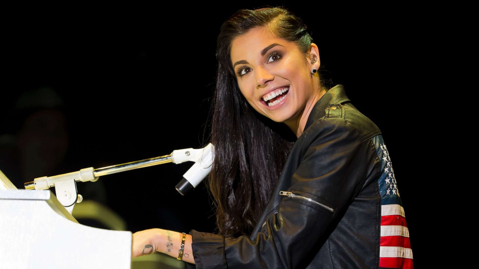 ¡¡Happy birthday, Christina Perri   !!  