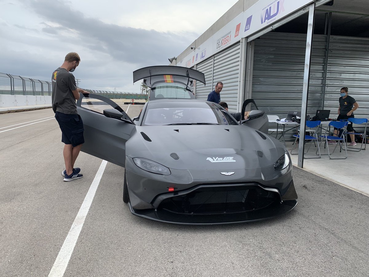 groupvirage's tweet photo. Academy Summer Workshop for 16 years old Solenn Amrouche in Valencia :
✅Physical evaluation
✅Simulator sessions
✅Technical lectures
✅GT4 testing 
Great job done by the young French driver !!
#victoryattitude #academy #racing #formation #youngdriver #coaching https://t.co/3bV89V6FOO