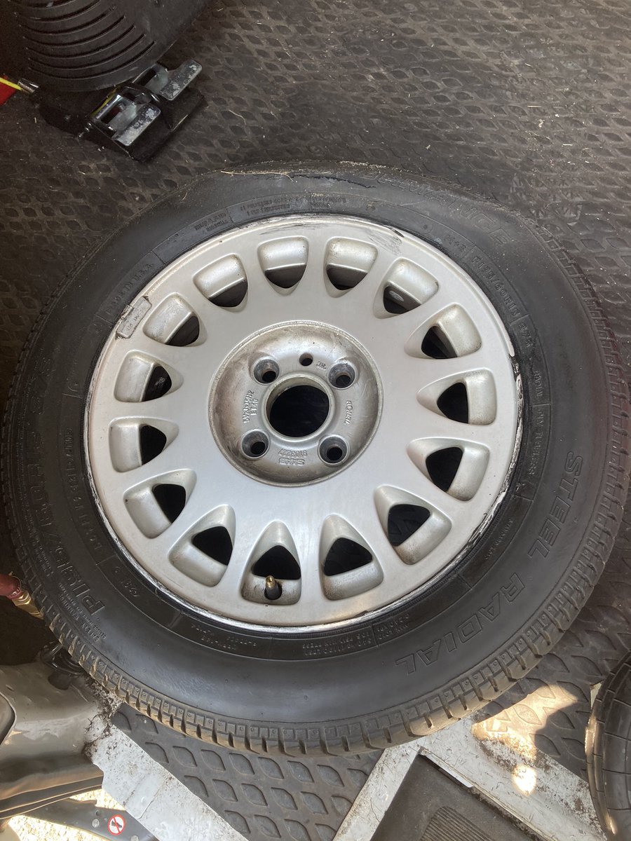 amenity_auto's tweet photo. Time to get this one moving again! #amenity #mobiletires #saab #flat2fixed https://t.co/Km8LqSFXeu