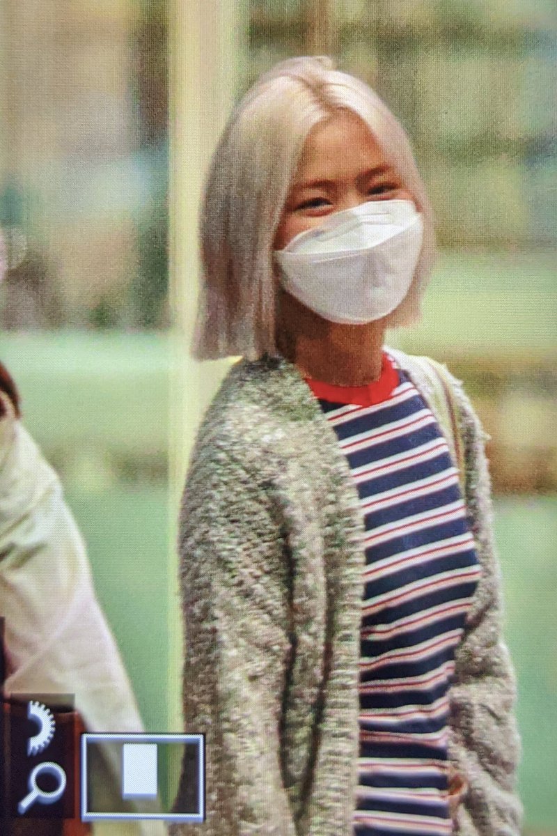Babyl3reath's tweet photo. 200818 프리뷰

#류진    #Ryujin    #있지    #ITZY https://t.co/nQWxqPpfZK