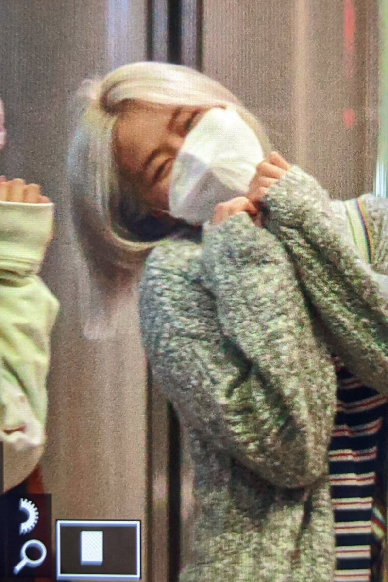 Babyl3reath's tweet photo. 200818 프리뷰

#류진    #Ryujin    #있지    #ITZY https://t.co/nQWxqPpfZK