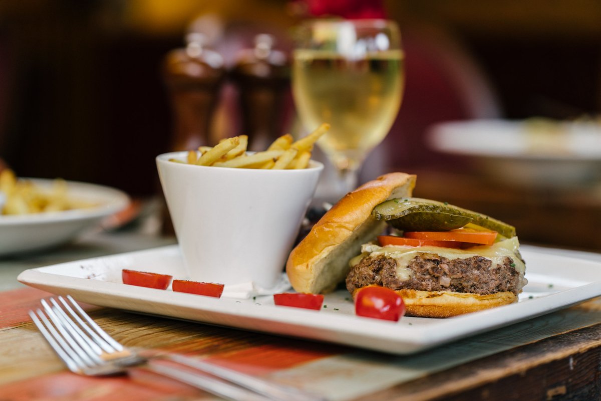 Rustiqueyork's tweet image. We're currently recruiting front of house staff, if you'd like to join us at one of York's most popular restaurants please pop a c.v. in to either restaurant.
.
#Rustique #EatYork #York #FrenchRestaurant #YorkFood #Dessert #EatOuttoHelpOut